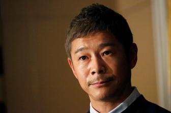 Japonski milijarder postal avtor tvita z največ posredovanji