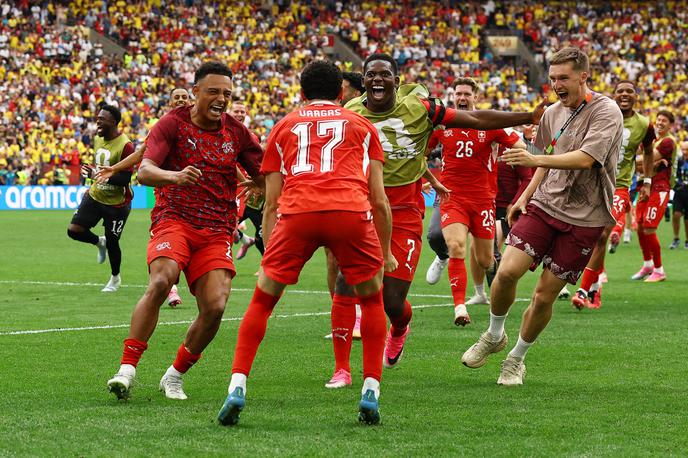 Švica | Zadnjo vstopnico za četrtfinale so si priigrali nogometaši Švice. Po izvajanju strelov z bele točke so premagali Kolumbijo s 4:3. | Foto Reuters