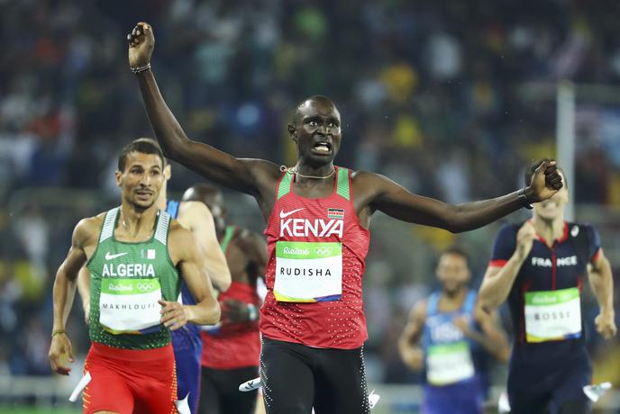 Rudisha ubranil naslov, Bahamka s padcem v cilj do zlata, junak dneva pa domačin Da Silva