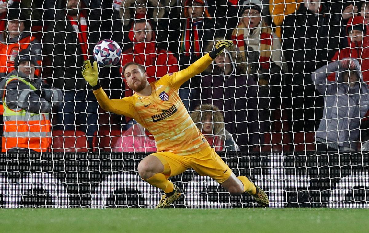 Jan Oblak Liverpool | Jan Oblak je lani na Anfieldu zbral kar devet obramb. V torek se bo pomeril z Liverpoolom v Madridu. | Foto Reuters