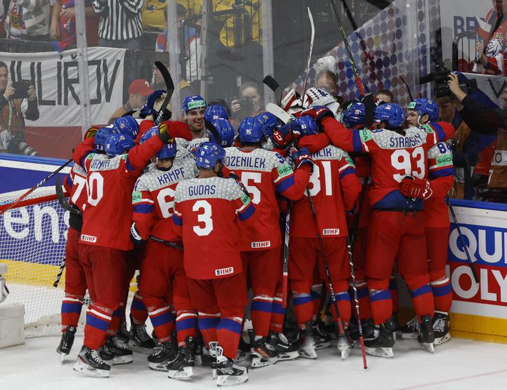 Češko v polfinalu čaka obračun s Švedsko. | Foto: Reuters