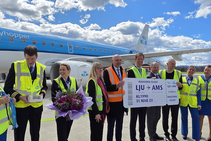 Nizozemski KLM vsak dan med Amsterdamom in Ljubljano #video