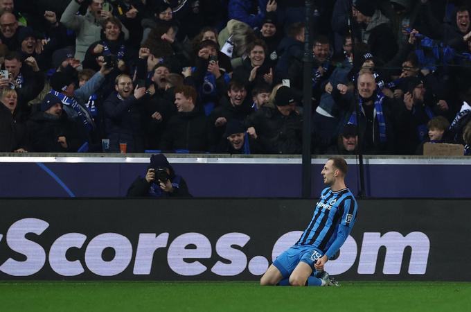 Gustaf Nilsson je v sodnikovem dodatku z bele točke postavil izid prve tekme proti Atalanti, 2:1 za Club Brugge. | Foto: Reuters