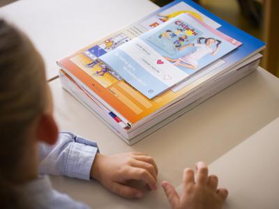 Logaj: Poleg učbenikov bodo morali strokovnjaki potrditi tudi delovne zvezke