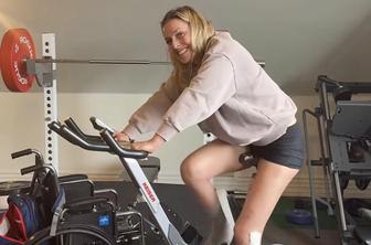 Lindsey Vonn že na sobnem kolesu