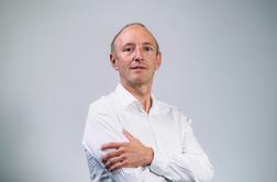 Medtem ko UI programira, Slovenija rešuje birokracijo