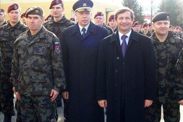 Slovenski vojaki pripravljeni na odhod na Kosovo in v Afganistan