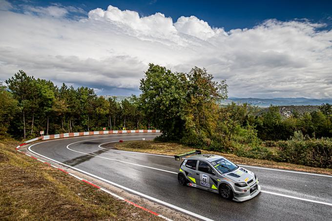 Patrik Ruzzier (fiat punto kit car) je bil drugi v diviziji II in tudi v Buzetu pokazal napredek v primerjavi z zadnjimi dirkami. | Foto: WRC Croatia