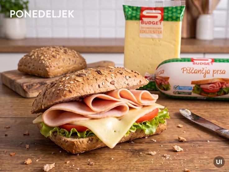 Konkretna popoldanska malica za manj kot evro: zrnata štručka s piščančjimi prsmi in sirom ter navadni jogurt. | Foto: Spar Slovenija d.o.o.