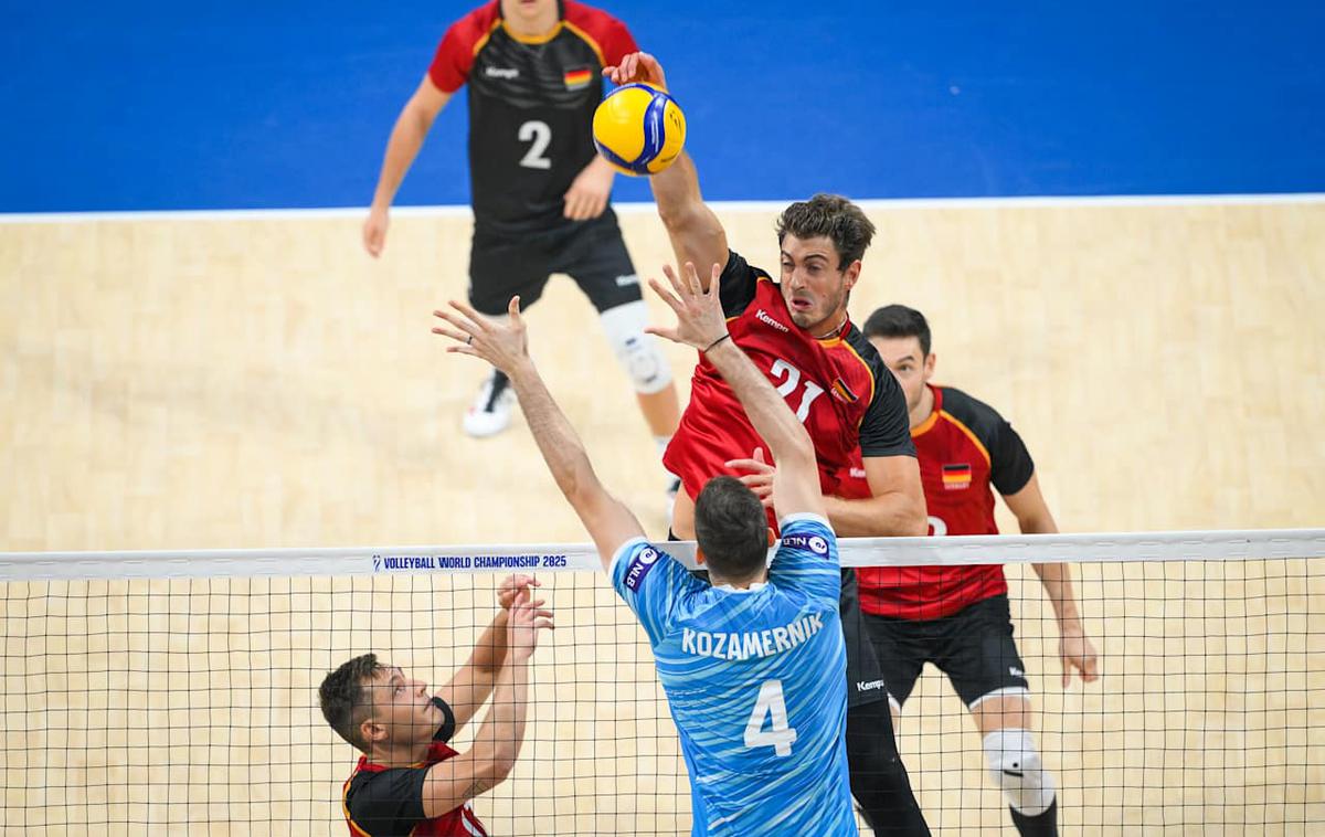 slovenska odbojkarska reprezentanca : Nemčija, svetovno prvenstvo, Jan Kozamernik | Slovenski odbojkarji so po zmagi nad Nemčijo napredovali v izločilne boje. | Foto Volleyball World