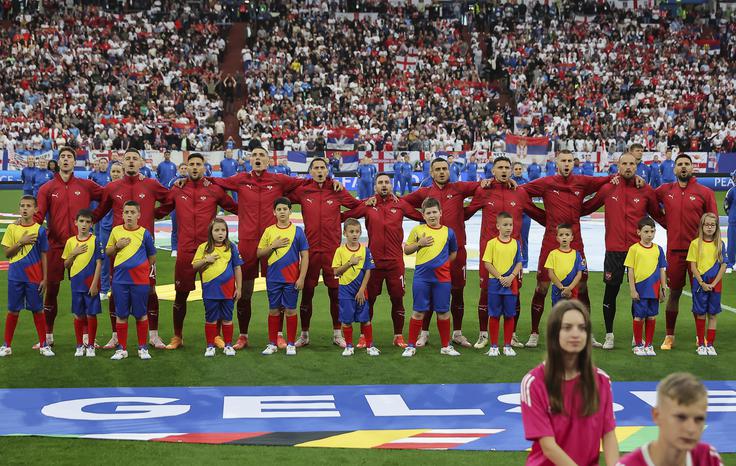 Srbska nogometna reprezentanca je uvodno tekmo proti Angliji izgubila. | Foto: Guliverimage