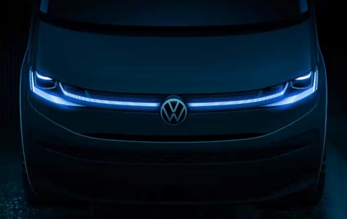 Volkswagen T7 multivan | Volkswagnov družinski kombi svetlobno linijo na nosu prevzema od golfa. | Foto Volkswagen