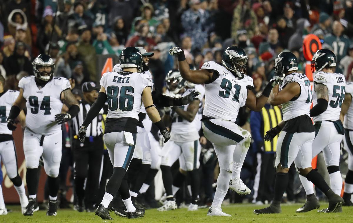 Philadelphia Eagles | Philadelphia Eagles so se z zmago nad Washington Redskins zavihteli v končnico. | Foto Reuters