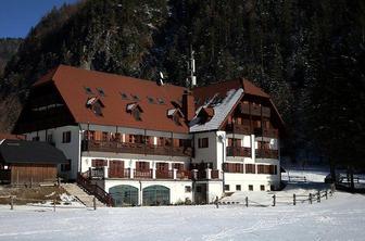 Hotel Plesnik: ob kaminu v Logarski dolini