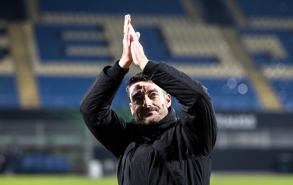 Celje Legia | Albert Riera je najbolj ponosen na to, da je opogumil in spreobrnil svoje slovenske varovance. | Foto Jure Banfi