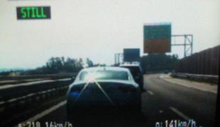 Nemški državljan pri Ptuju dirjal s hitrostjo 218 kilometrov na uro