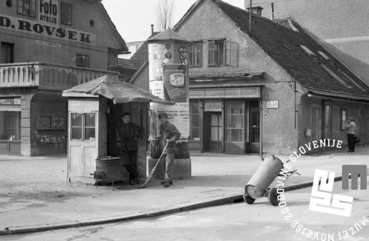 Kolodvorska ulica Na Kolodvorski ulici leta 1960. | Foto: Marjan Ciglič, hrani MNZS