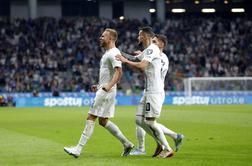 V živo: Lovrić zabil v 35. sekundi drugega polčasa!