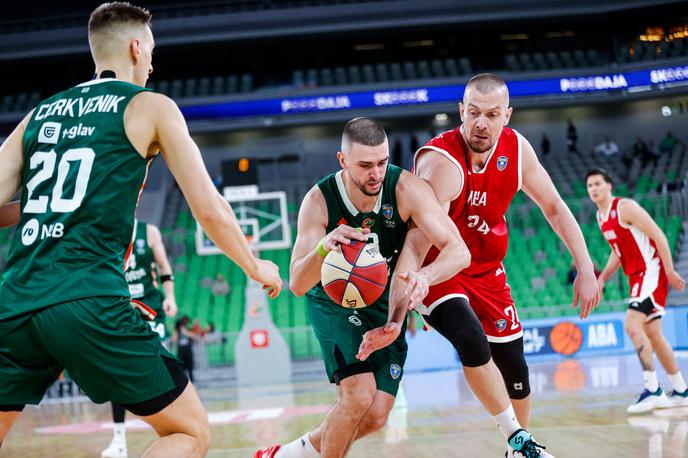Cedevita Olimpija | Cedevita Olimpija se bo danes pomerila v Venezio. | Foto Aleš Fevžer