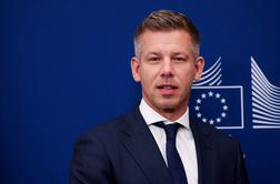 Madžarski premier prispel na srečanje v Bruselj, tam ga je pričakal nepričakovani gost
