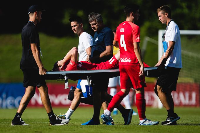 Mićo Kuzmanović je zaradi poškodbe gležnja zapustil igrišče že po 14 minutah. | Foto: Grega Valančič/Sportida