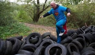 Video: Dobili sodobne Spartake, med njimi tudi superman