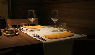 Restavracija Boheja: krepka večerja ob TV-kaminu