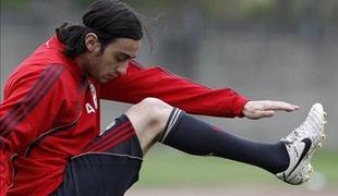 Aquilani podpisal za Juventus