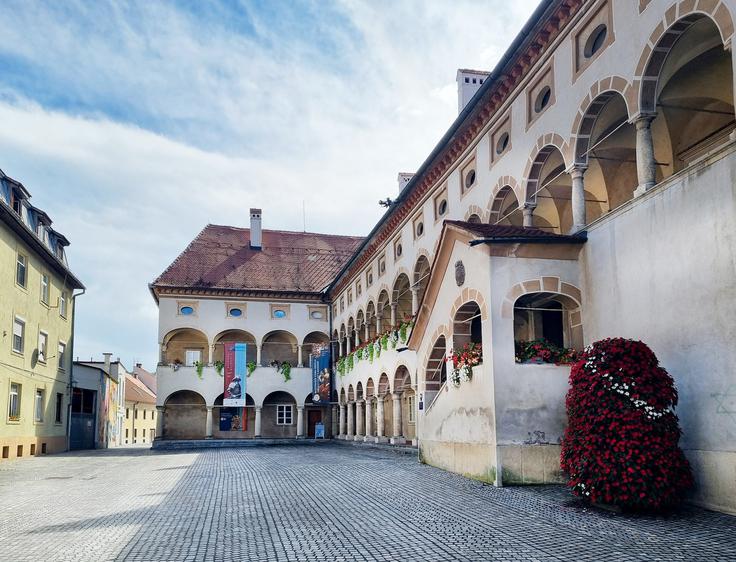 Stara grofija | Foto: Nataša Žmaher