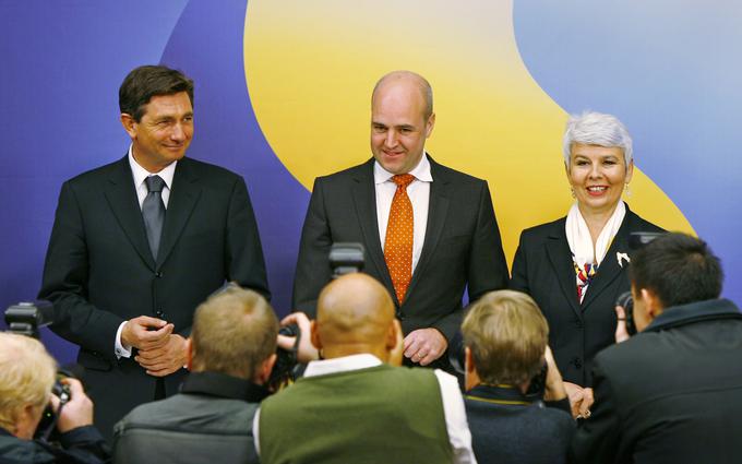 Slovenski premier Borut Pahor in hrvaška premierka Jadranka Kosor sta 4. novembra 2009 v Stockholmu podpisala arbitražni sporazum. | Foto: Reuters