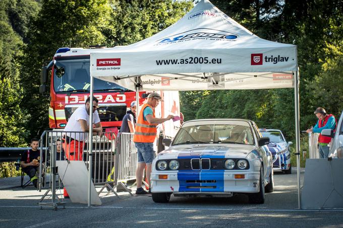 Domen Agnič in Jure Podpečan sta z BMW M3 slavila v diviziji III. | Foto: Reli Železniki