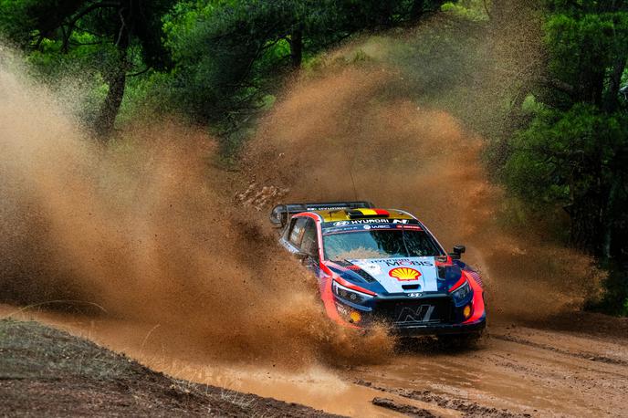 Thierry Neuville reli Akropolis | Thierry Neuville | Foto Red Bull Content Pool