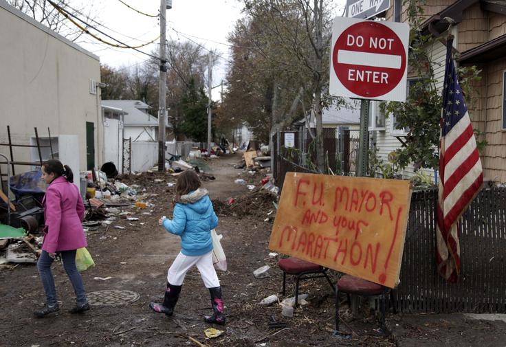 Maraton v New Yorku je bil leta 2012 zaradi orkana Sandy odpovedan. Vrbetič je bil takrat že na prizorišču in je že prevzel štartno številko. | Foto: Guliverimage/Vladimir Fedorenko