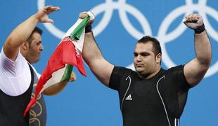 Med najtežjimi dvigovalci dvojna iranska zmaga