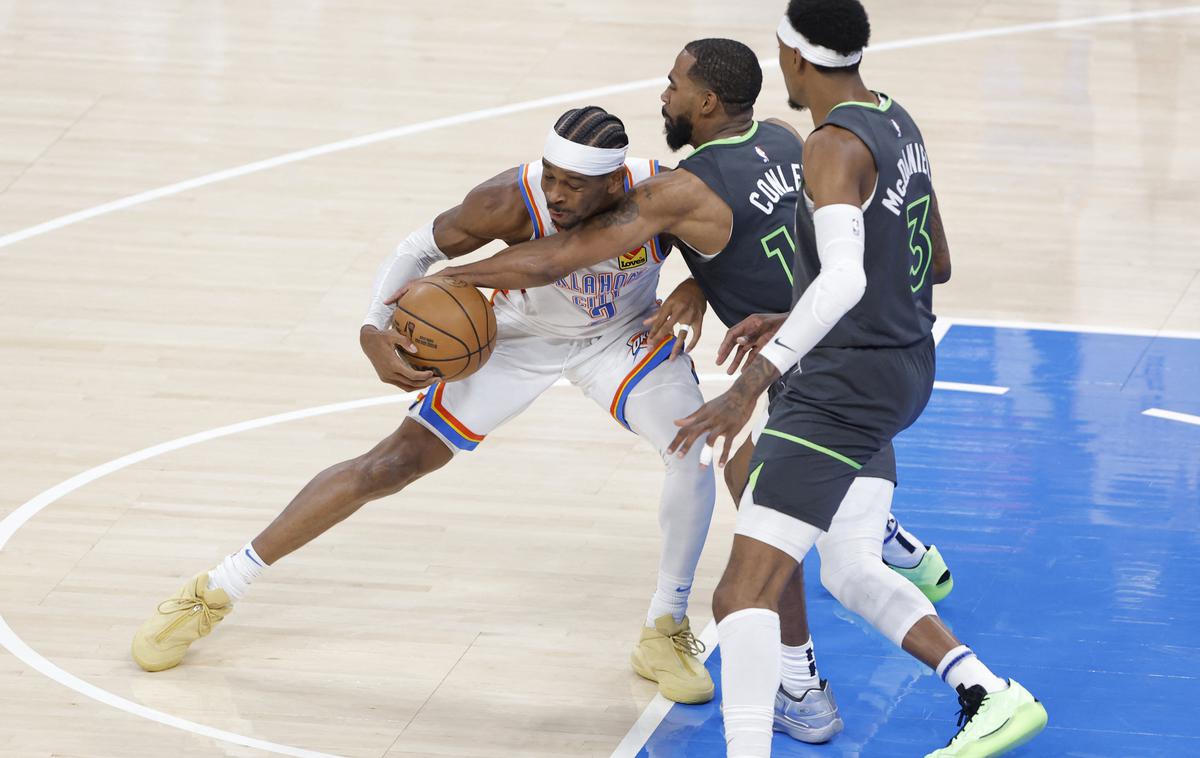 Oklahoma City Thunder : Minnesota Timberwolves Shai Gilgeous-Alexander | Oklahoma City Thunder so izkoristili prednost domačega igrišča. | Foto Reuters