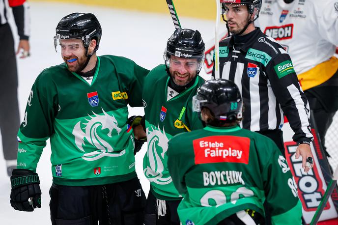 HK Olimpija - Vorarlberg | Olimpija pred domačimi gledalci lovi četrto zaporedno zmago. | Foto Luka Kotnik