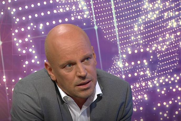 Kdo je upnik, ki ruši načrte Jankovićevih z odpisom dolgov?