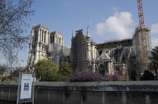 Macron: Notre Dame bo obnovljen do leta 2024