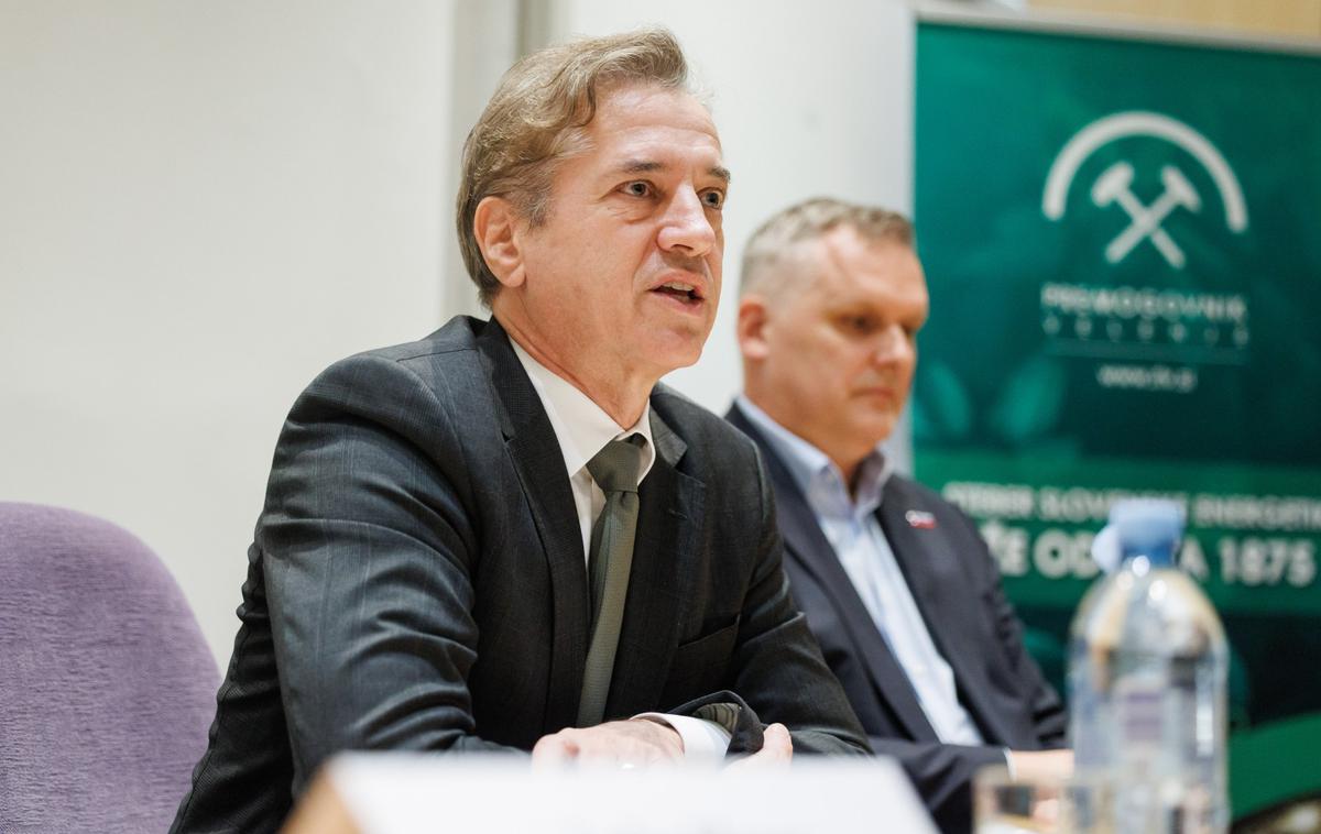 Robert Golob Velenje | Današnji pogovor z vodstvom Premogovnika Velenje in predstavniki zaposlenih je premier Robert Golob opisal kot ploden. | Foto STA