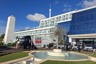 Sredozemski New York kot zimska pisarna: idilično okolje, kjer tudi Slovenci postavljajo temelje za sezono 2026