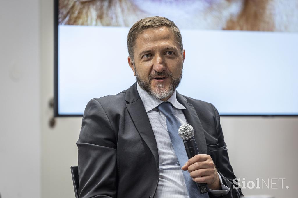 Finance v primežu geopolitike. The Adriatic. Tine Kračun, Klemen Boštjančič.