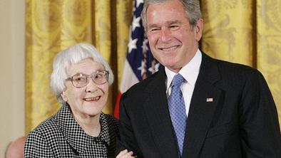 Kultni roman Harper Lee odslej tudi kot e-knjiga