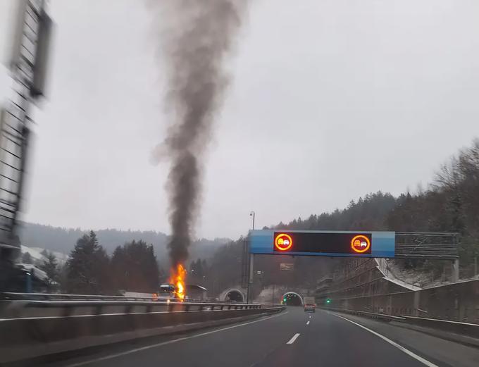 Goreči tovornjak | Foto: Deja Andreja Franc FB