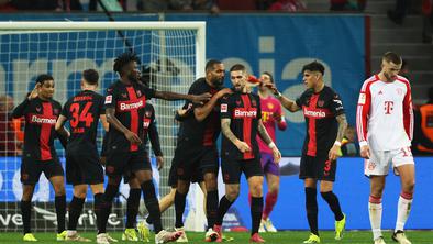 Bayer zadal hud udarec Bayernu, Šeško zadel za Leipzig