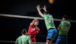 Francozi v dvoboju izenačenih končnic močnejši