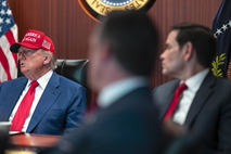 Donald Trump, Bela hiša, napadi na Iran