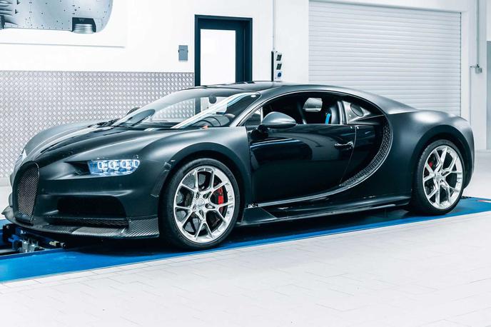 Bugatti chiron prototip | Bugatti prototipnega chirona ni skrival v garaži. Z njim so zadnjih osem let opravljali vsa pomembna testiranja in z njim prevozili neverjetnih 80 tisoč kilometrov. | Foto Bugatti