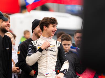 Mark Kastelic postal dirkač Porscheja, od zdaj v GT3