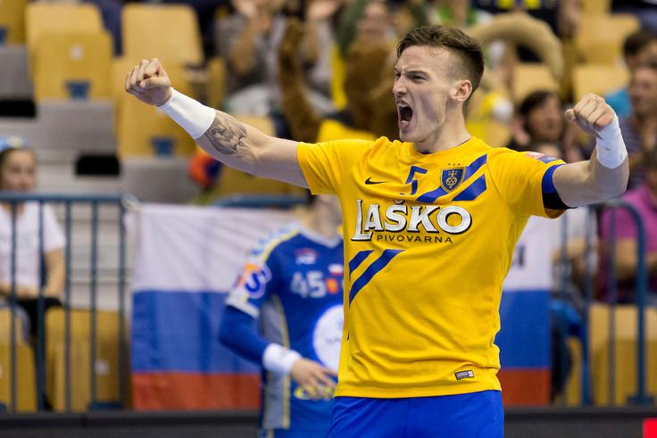 Jaka Malus se veseli igranja pred razprodanim Zlatorogom, kar bo zanj nova izkušnja. | Foto: Urban Urbanc/Sportida