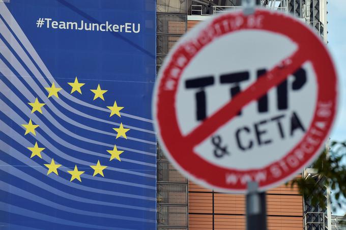 Enake kritike kot pri Ceti se pojavljajo tudi glede prostotrgovinskega sporazuma med EU in ZDA, imenovanega TTIP. | Foto: Reuters